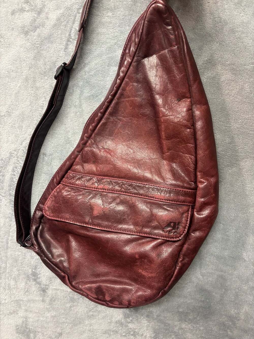 90s vintage AmeriBag Healthy Back Bag Leather Sling Backpack